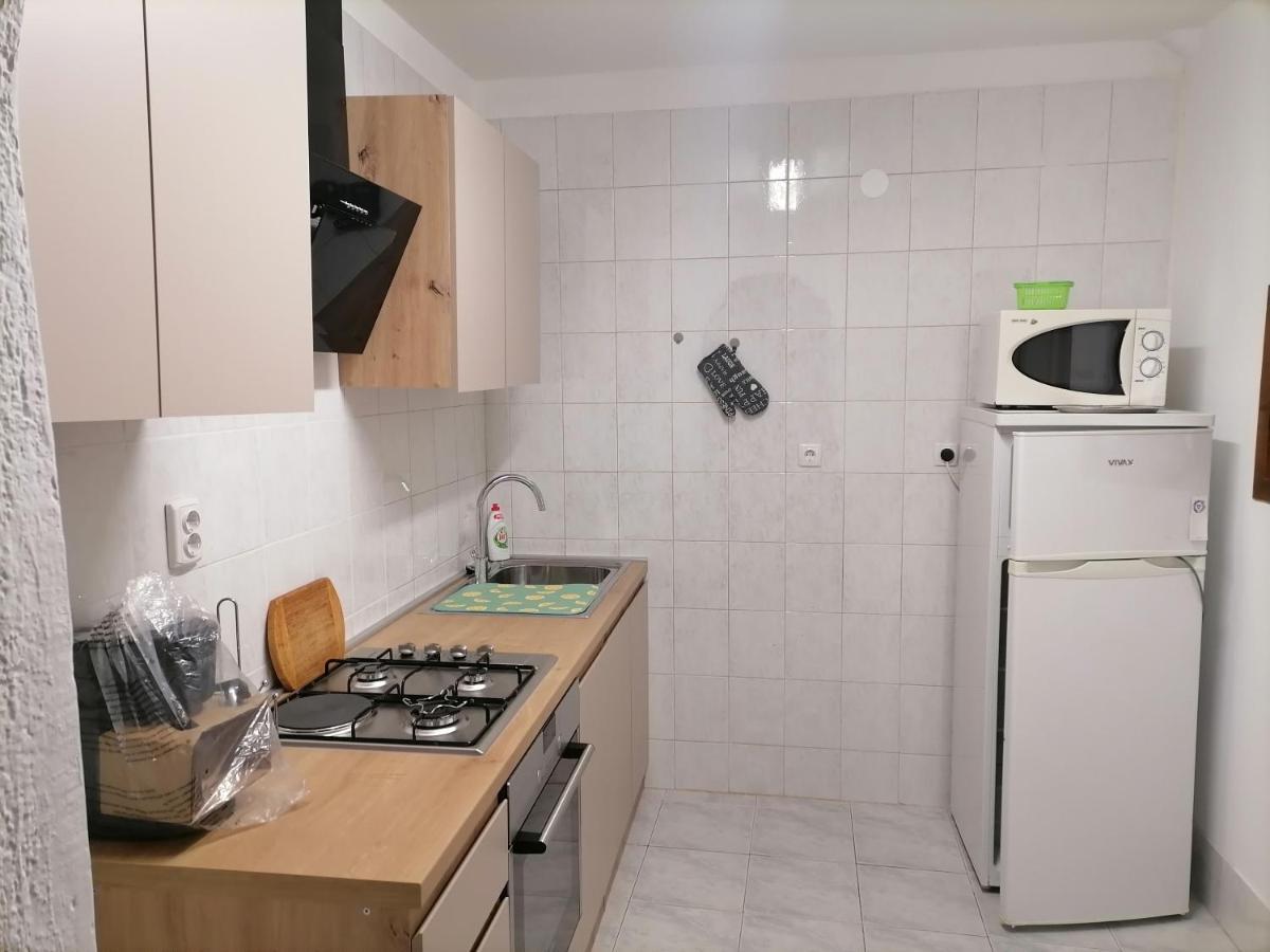 Apartman Zepina Pula Luaran gambar