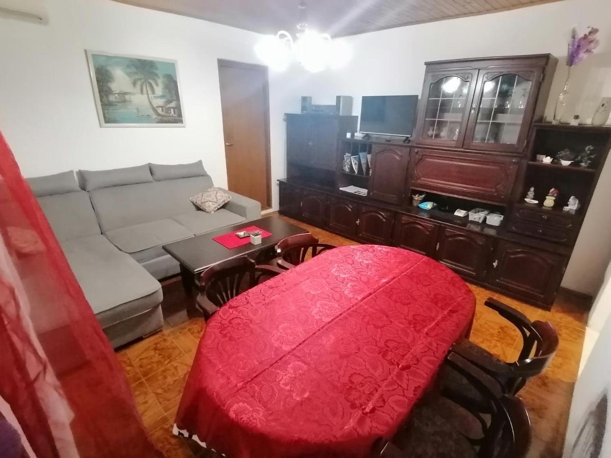 Apartman Zepina Pula Luaran gambar