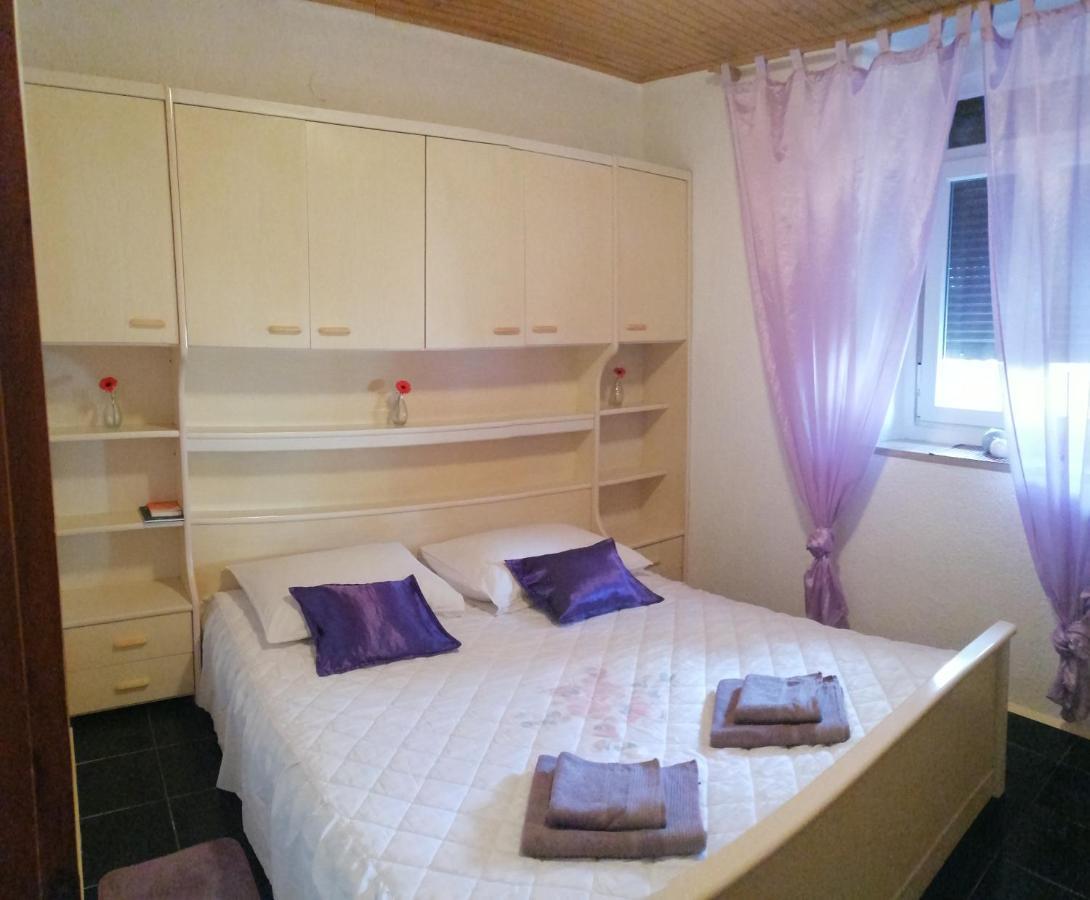 Apartman Zepina Pula Luaran gambar